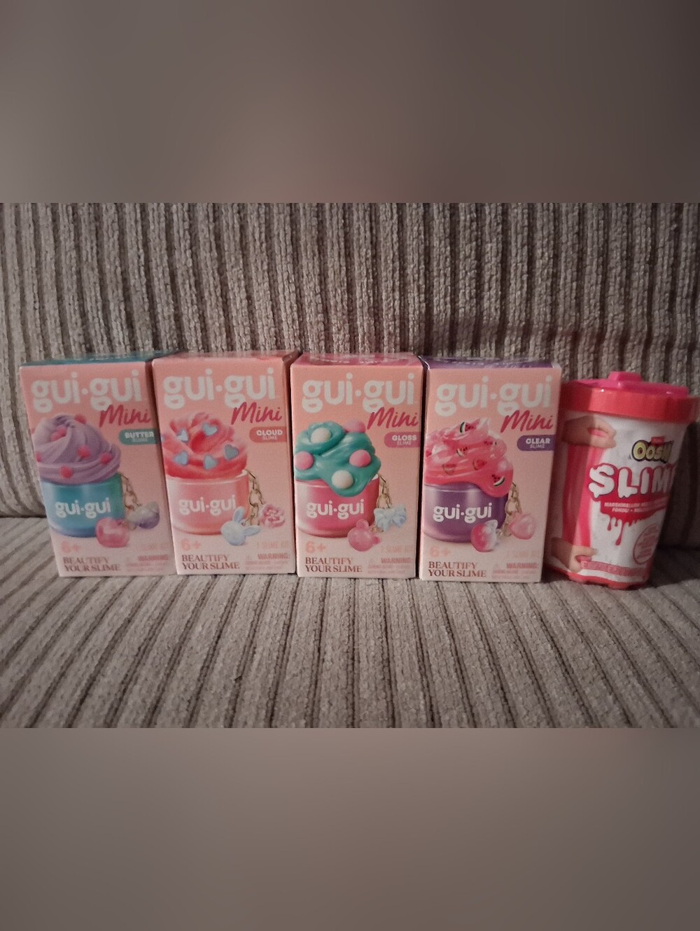 complete set 4 gui-gui Mini keychain/cell phone charms slime kits & 1 oosh Slime